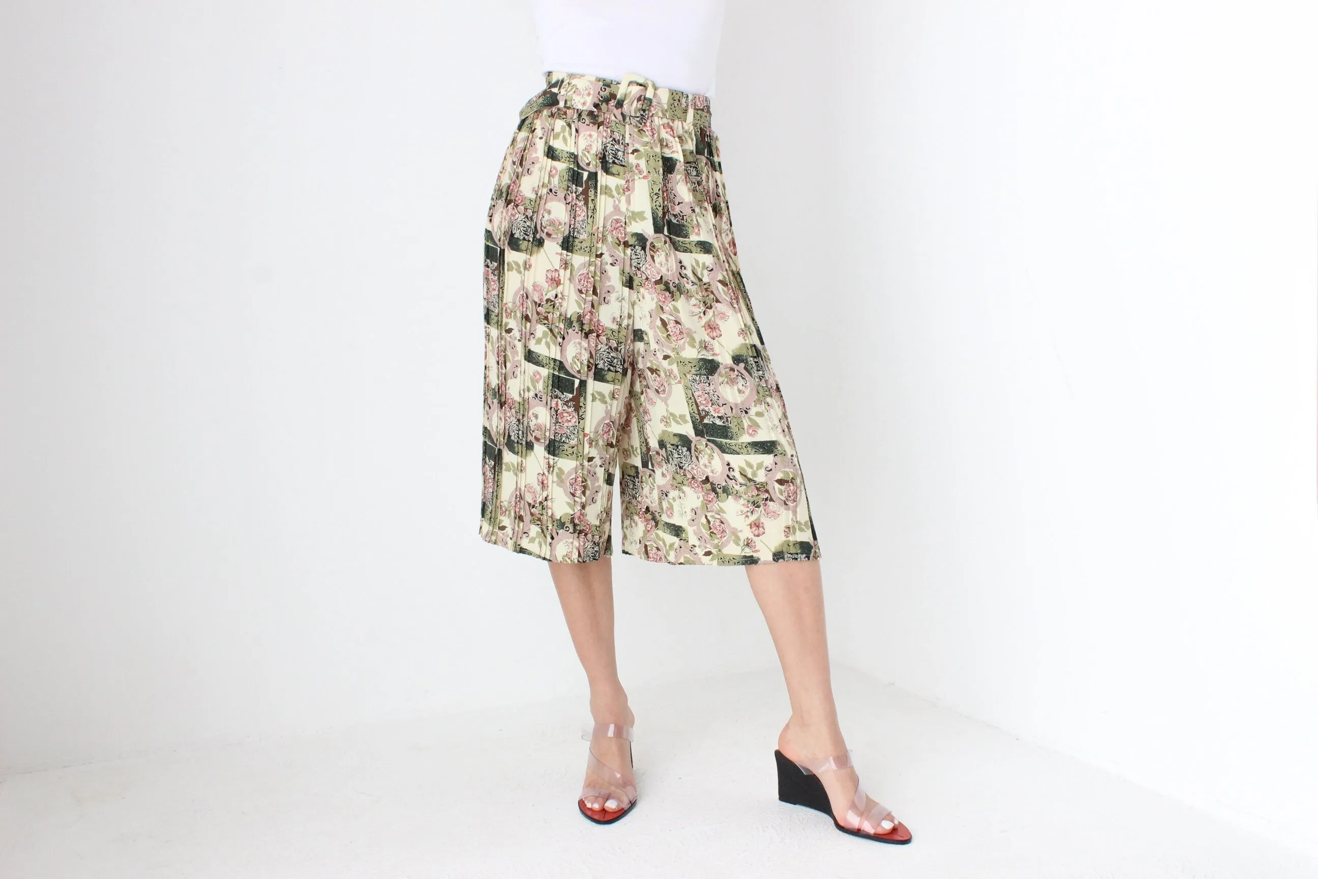 80s Pleated Floral Culotte Shorts w/ Matching Belt