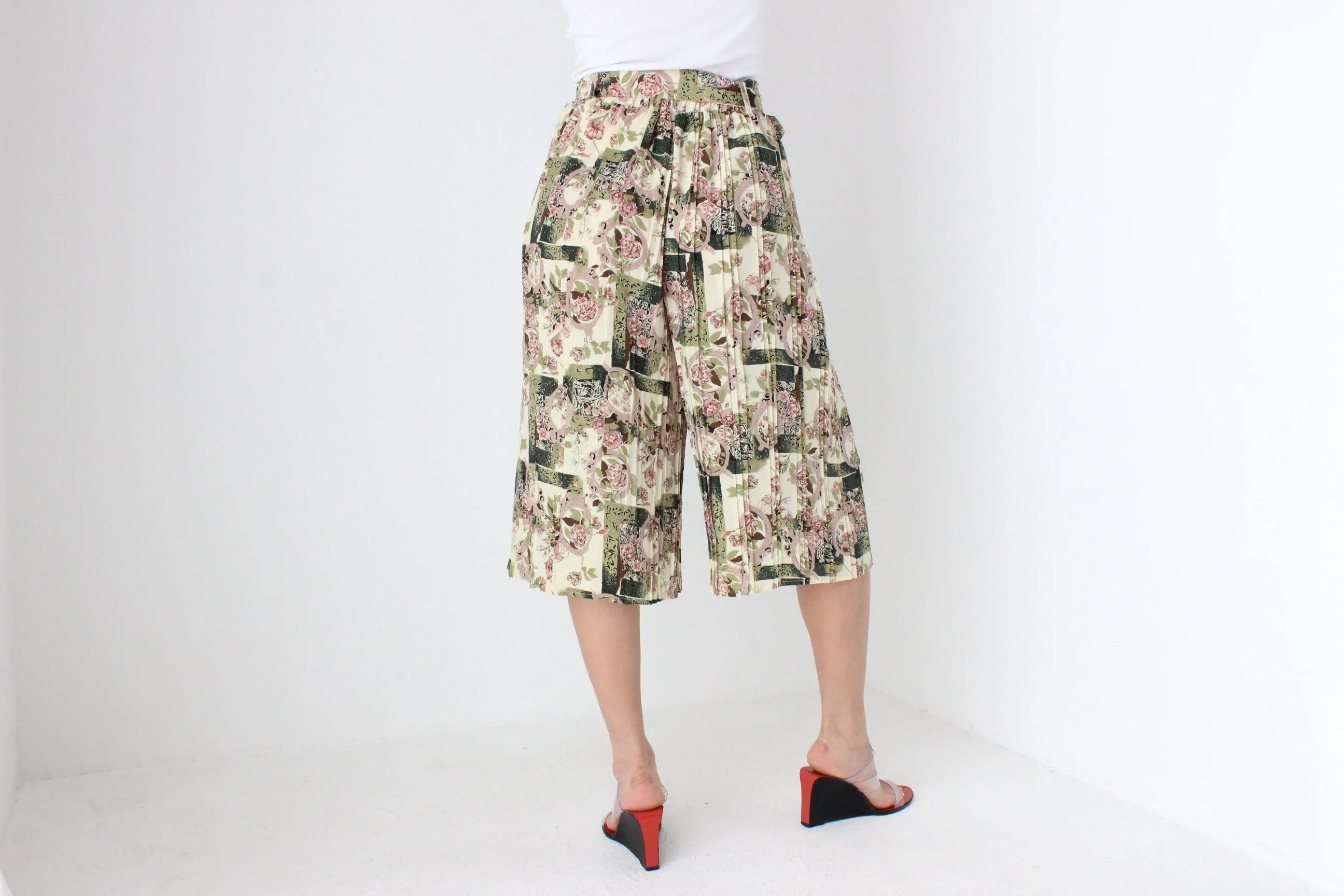 80s Pleated Floral Culotte Shorts w/ Matching Belt