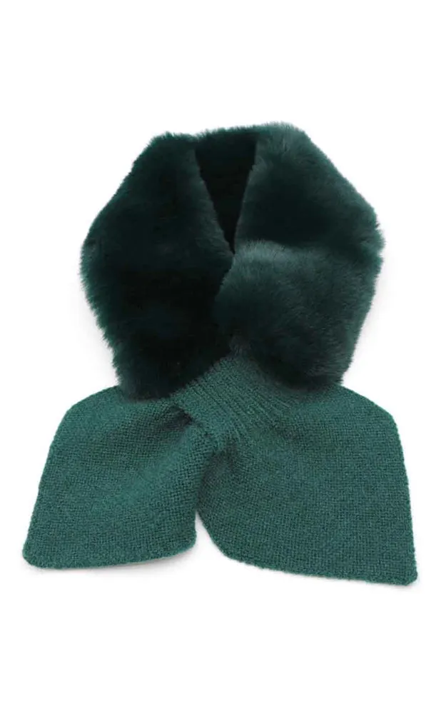 AS484 Soft Faux Fur Fabric Key Hole Through Scarf