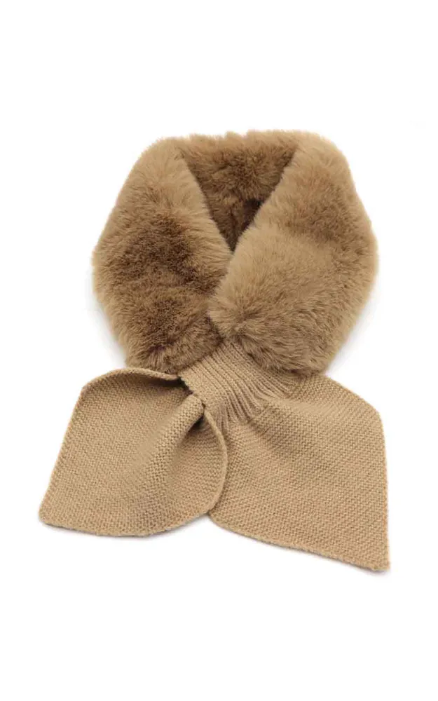 AS484 Soft Faux Fur Fabric Key Hole Through Scarf