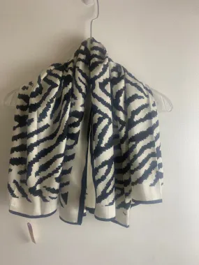 Black & White Scarfs