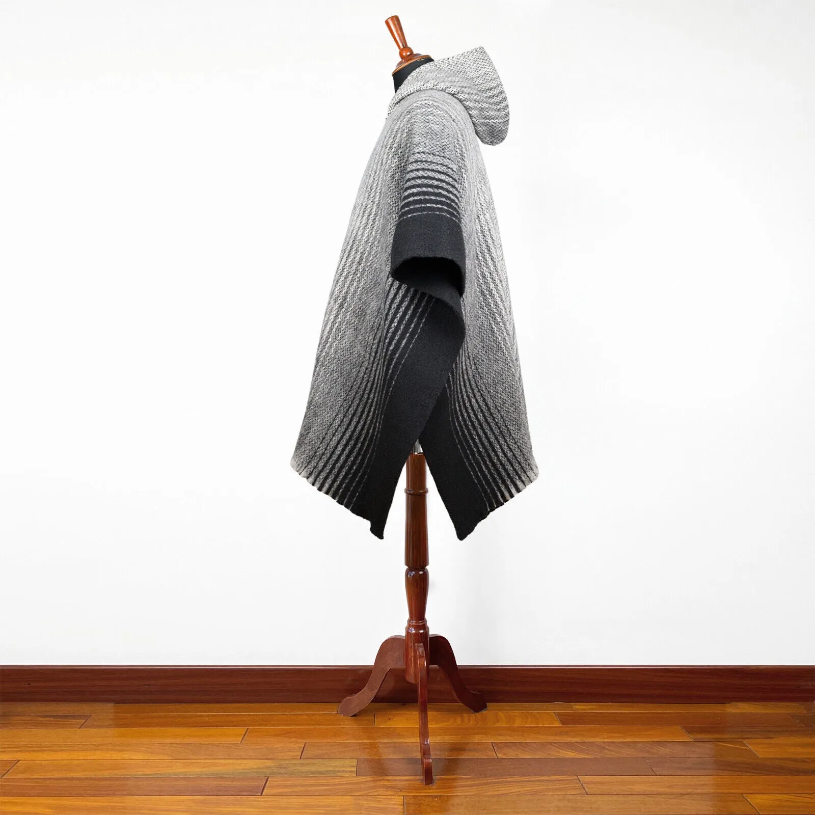 Changaimina - Llama Wool Unisex South American Handwoven Hooded Poncho - gray thin striped pattern