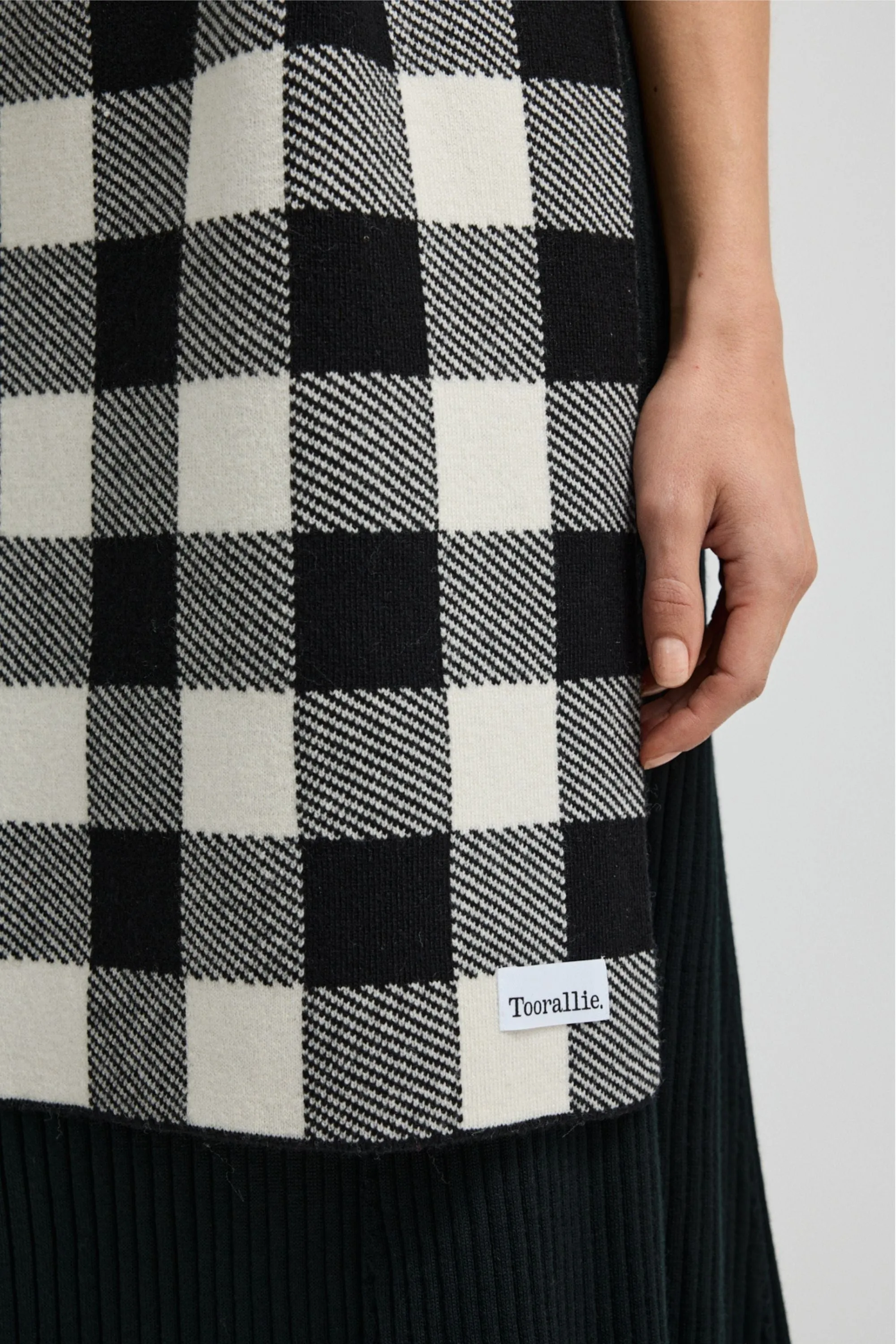 CHECKED WOOL SCARF - 9068