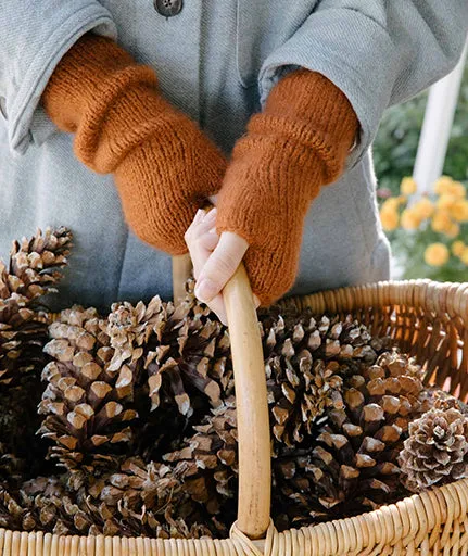 Cozy Handwarmers Using Lang Cashmere Light