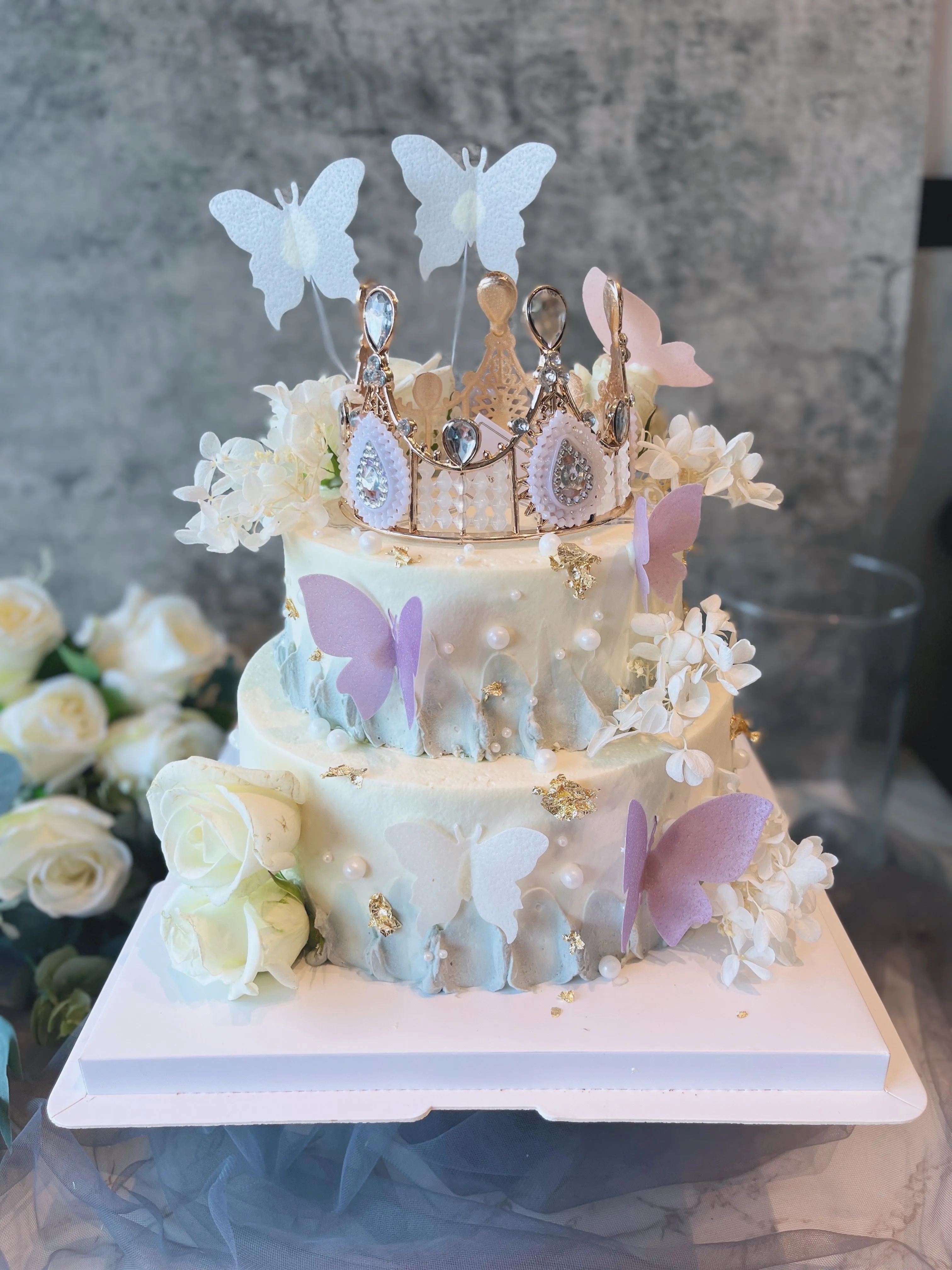 Crown & Flowers Cake 皇冠鲜花蛋糕