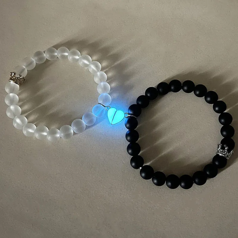 Fashion Jewelry 2pcs Handmade Crown Beaded Charms Bracelet Luminou Heart Glow In The Dark Couple Bracelet For Lover Men Women Fluorescent Gi