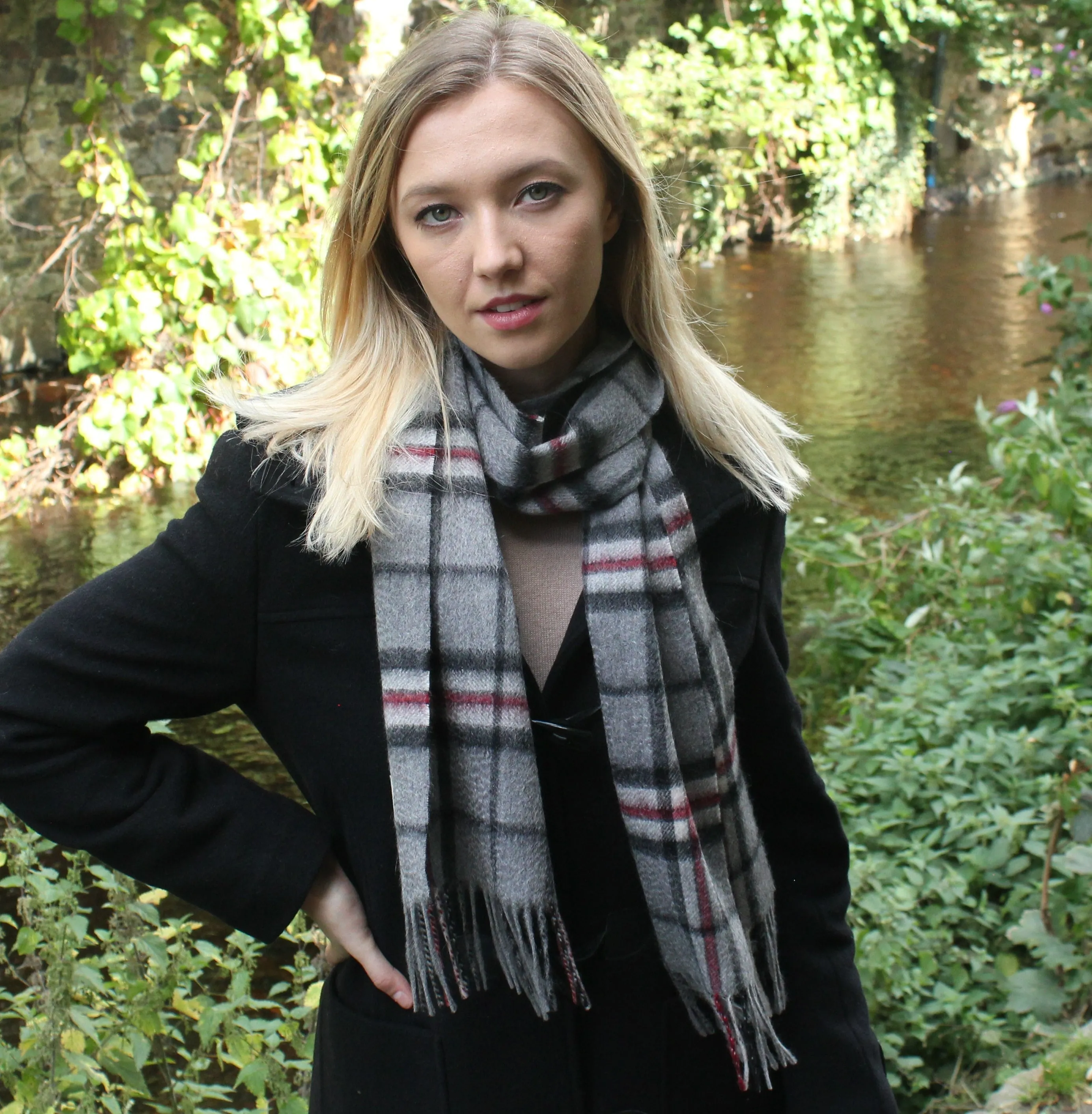 Glenmore 100% Lambswool Tartan Scarf - Light Grey