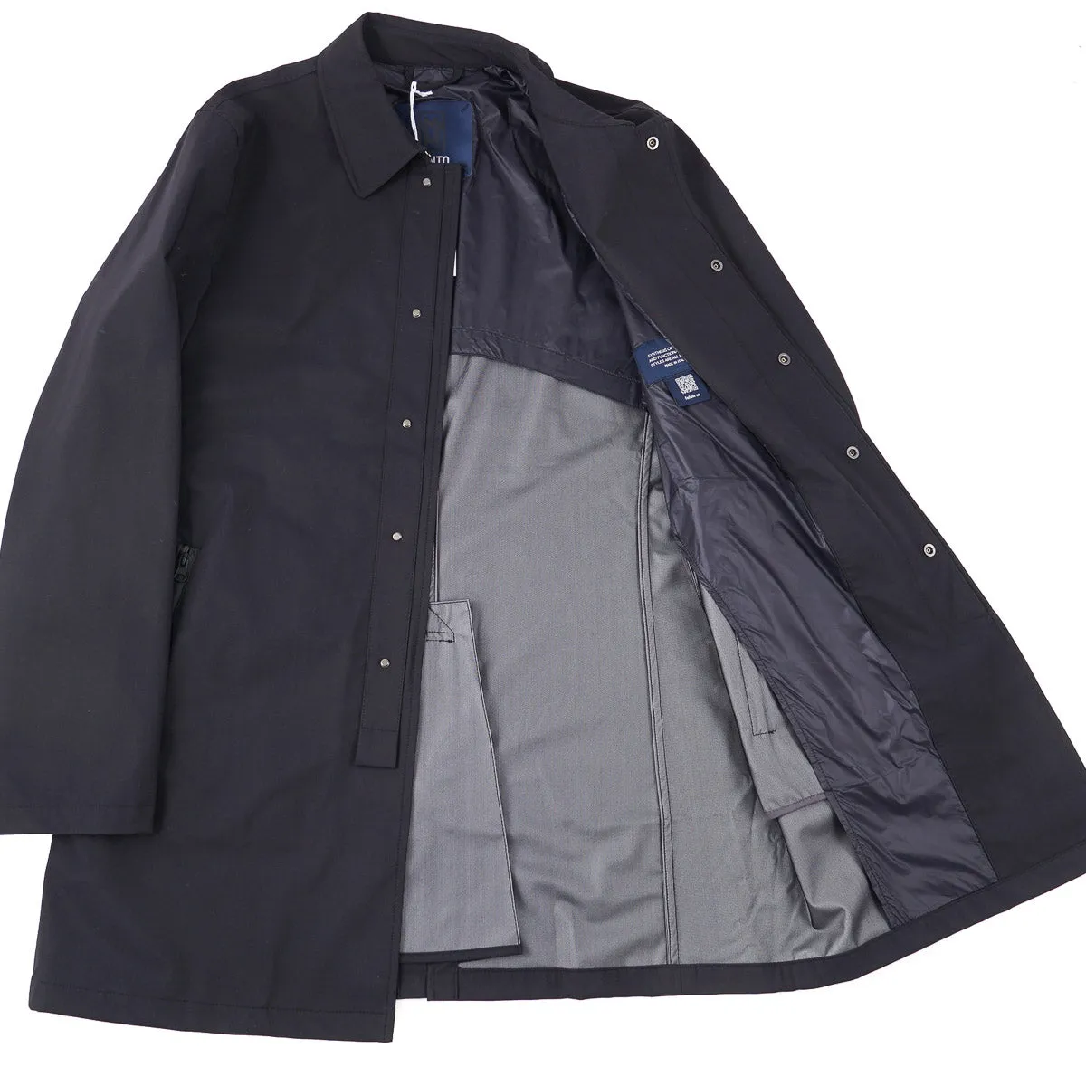 Manto Lightweight Water-Repellent Overcoat