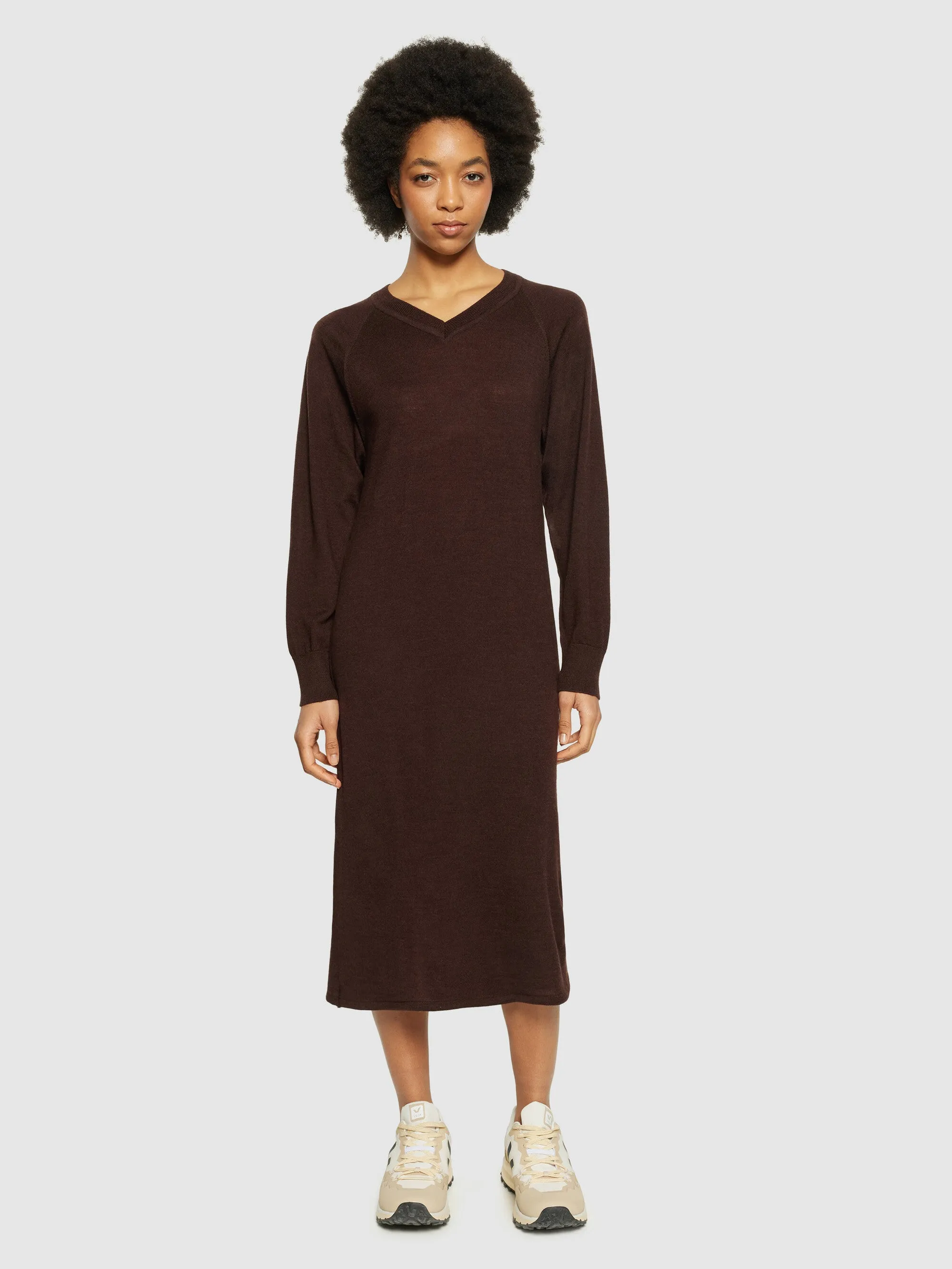 Merino mid length v-neck dress - RWS - Demitasse (brown)