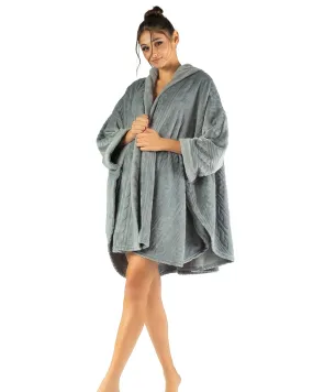 Snuggle Up with the Perfect Winter Poncho