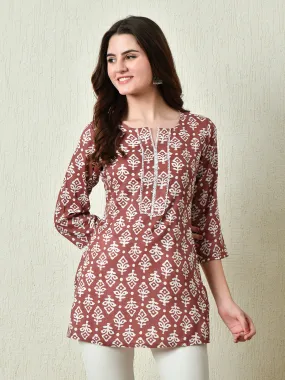 Women Stylish Maroon Cotton Short Kurti With Elegant Print