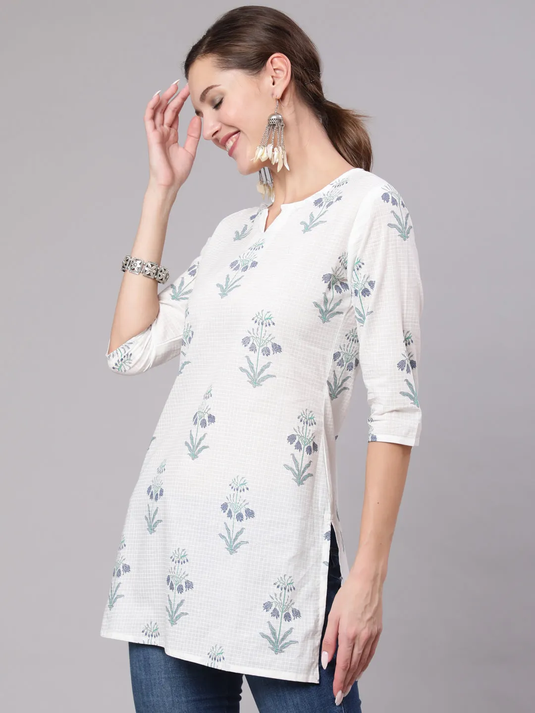 Women White Printed Straight Tunic With Three Quarter Sleeves