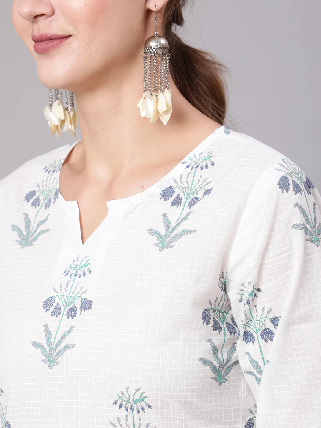 Women White Printed Straight Tunic With Three Quarter Sleeves