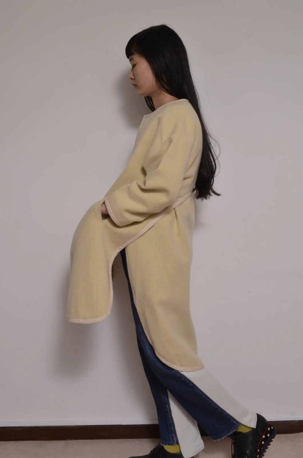 WOOL MOSSA FLAPS COAT/YELLOW_02